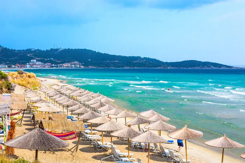 Sarti, Sarti, Halkidiki — Peščana, Organizovana, Bič bar