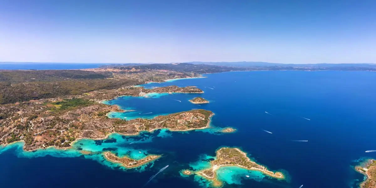 Vurvuru, Vourvourou, Halkidiki — Peščana, Organizovana, Bič bar