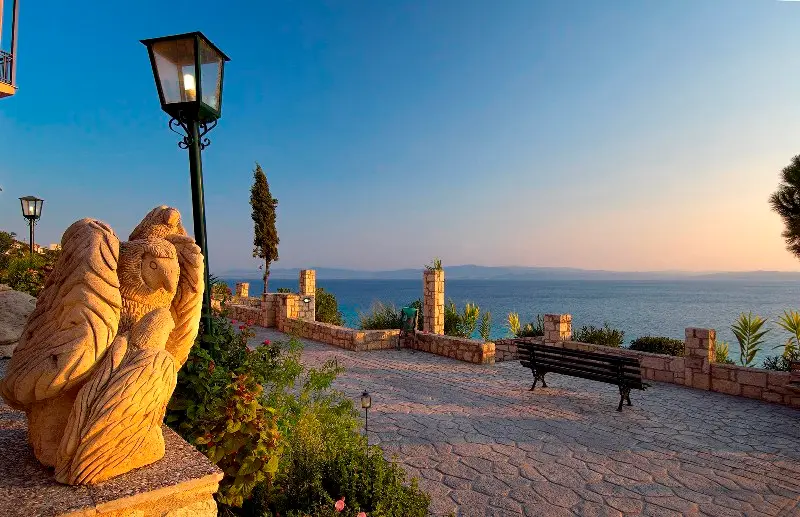 Afytos: The Most Beautiful Village of Kassandra — Vodiči, Chalkidiki Hub