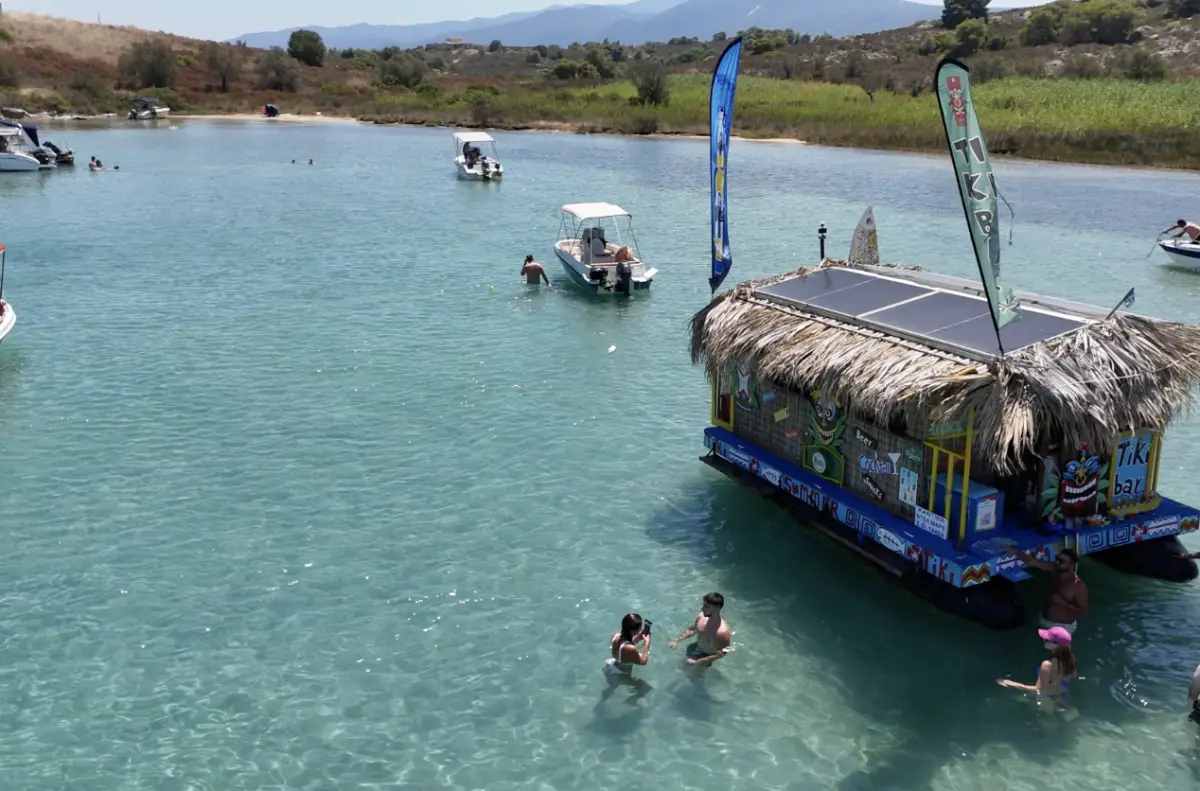 Tiki Bar Vurvuru — Vodiči, Chalkidiki Hub