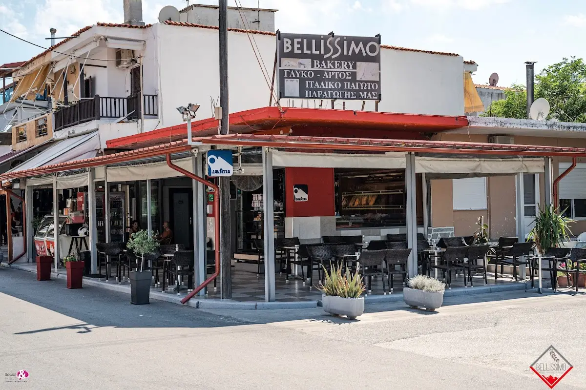 Bellissimo Bakery Gelateria & More, Sarti — cafe