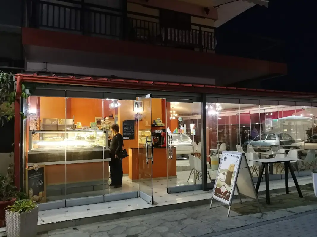 Piccadilly Patisserie - Gelateria since 1986, Sarti — bakery