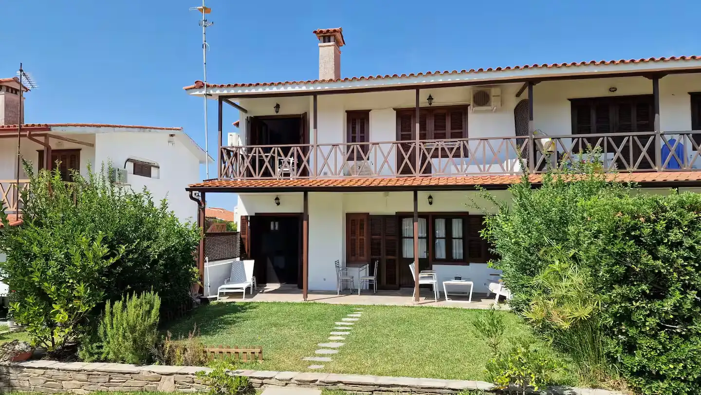 Halkidiki, Family house to enjoy by the beach, Akti Mikiverna — 2 υπνοδωμάτια, 6 επισκέπτες