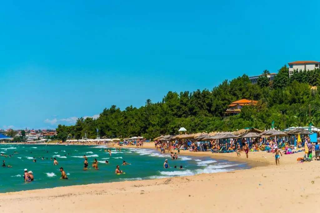 Νέα Μουδανιά, Νέα Μουδανιά — Αμμουδιά, Οργανωμένη, Πάρκινγκ