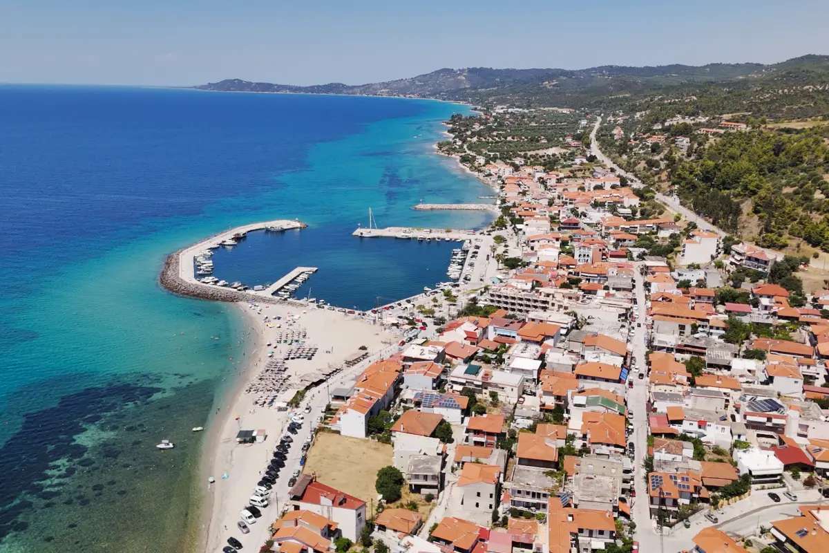 Абсолютният гид за Нова Скиония в Халкидики — Пътеводители, Chalkidiki Hub