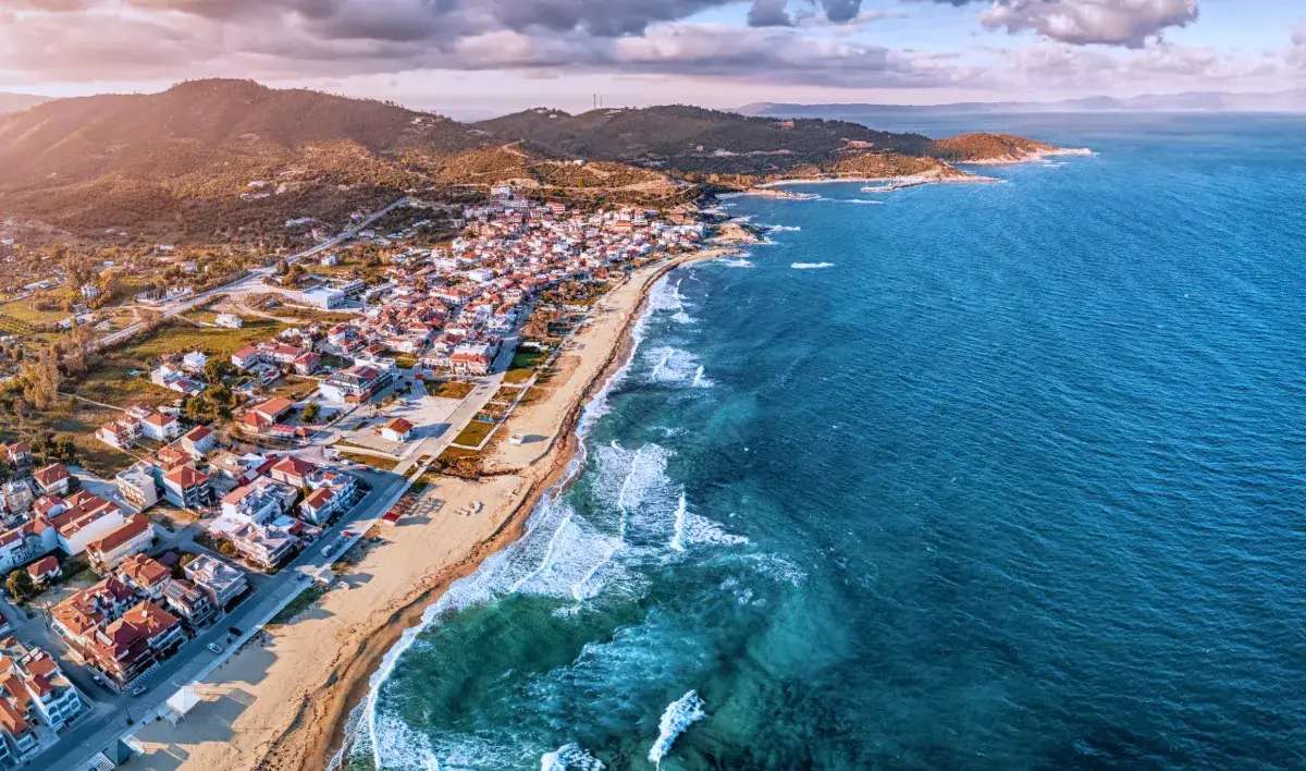 Karidi, Βουρβουρού, Σιθωνία — Sandstrand, Frei, Flaches Wasser