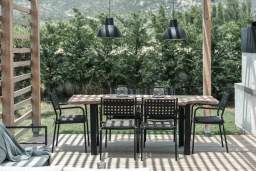 Thespis Villa 2 — 13