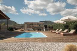 Thespis Villa 2 — 14