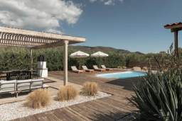 Thespis Villa 2 — 15