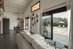 Thespis Villa 2 — 4