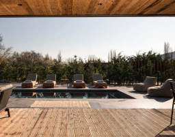 Thespis Villa 3 — 16