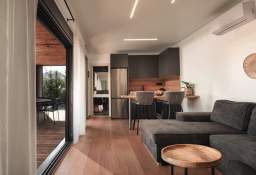 Thespis Villa 3 — 10