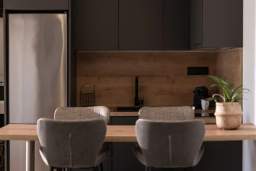 Thespis Villa 3 — 12