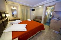 Gaia Studios & Apartments in Nea Plagia Halkidiki — 12