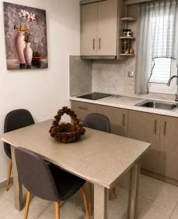 **Sandi's House** — 3