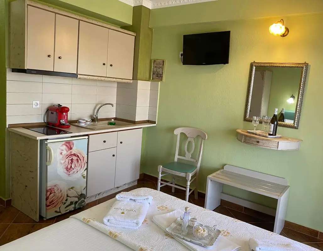 Вила Доксa, Sarti