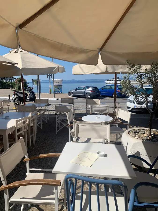 Avelon Bistro dining experience in Halkidiki
