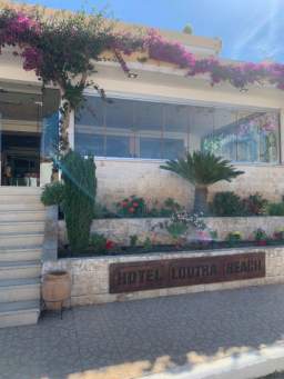 LOUTRA BEACH HOTEL — 4
