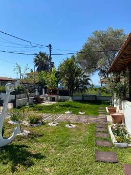 House with a sea view — 9