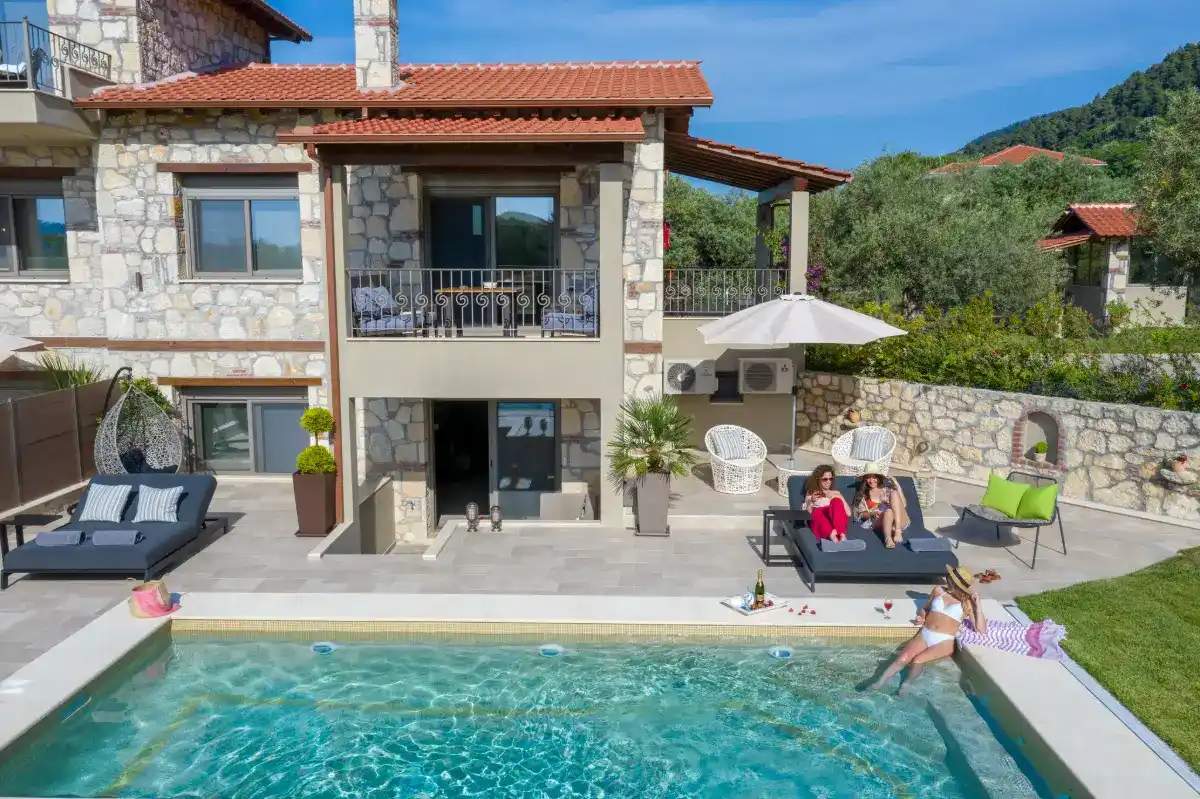 Five Senses Luxury Villas