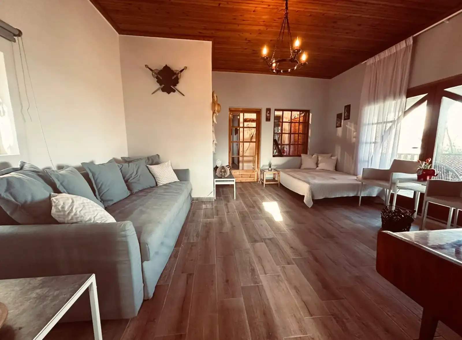 Nisaki Seafront Villa