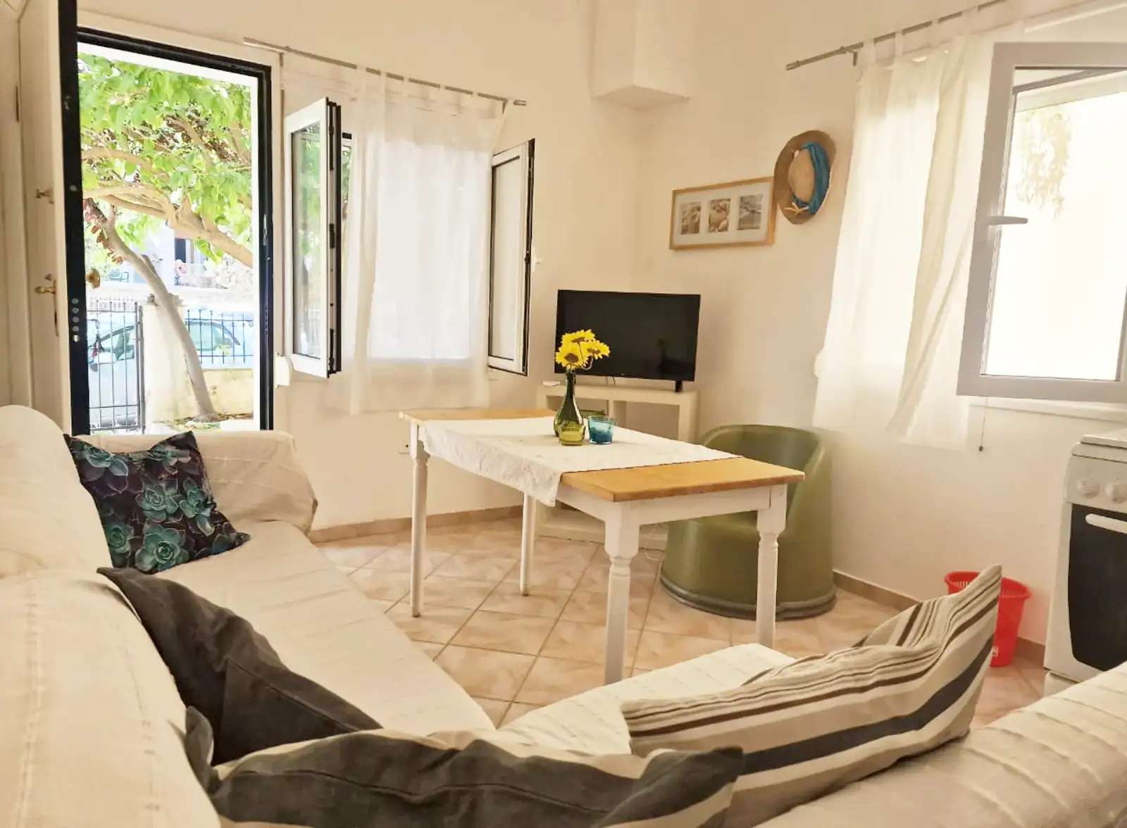 Прекрасна Мезон, nikiti — 2 спални, 6 гости
